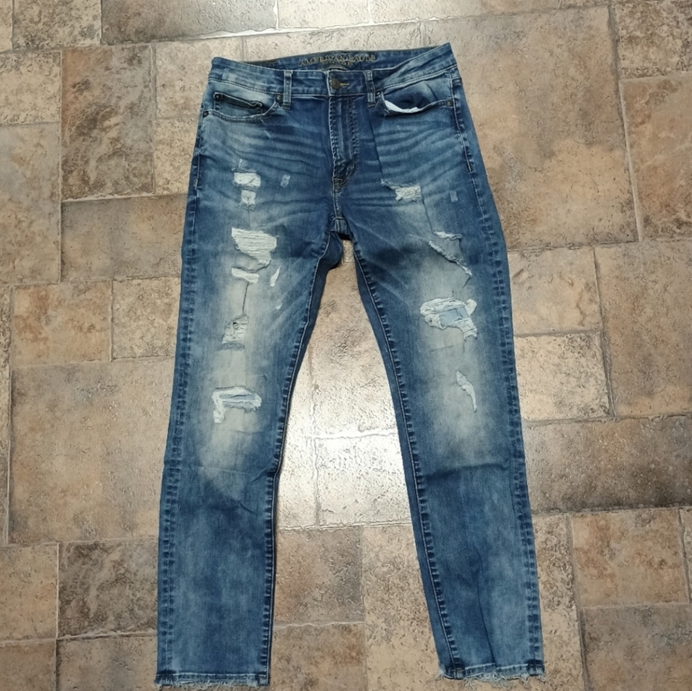 American Eagle Extreme Flex slim destroyed jeans size 31 X 30